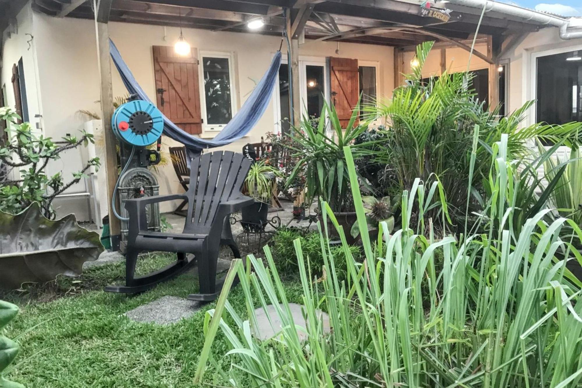 Maison Charmante A Bras-Panon Avec Piscine Et Jardin エクステリア 写真
