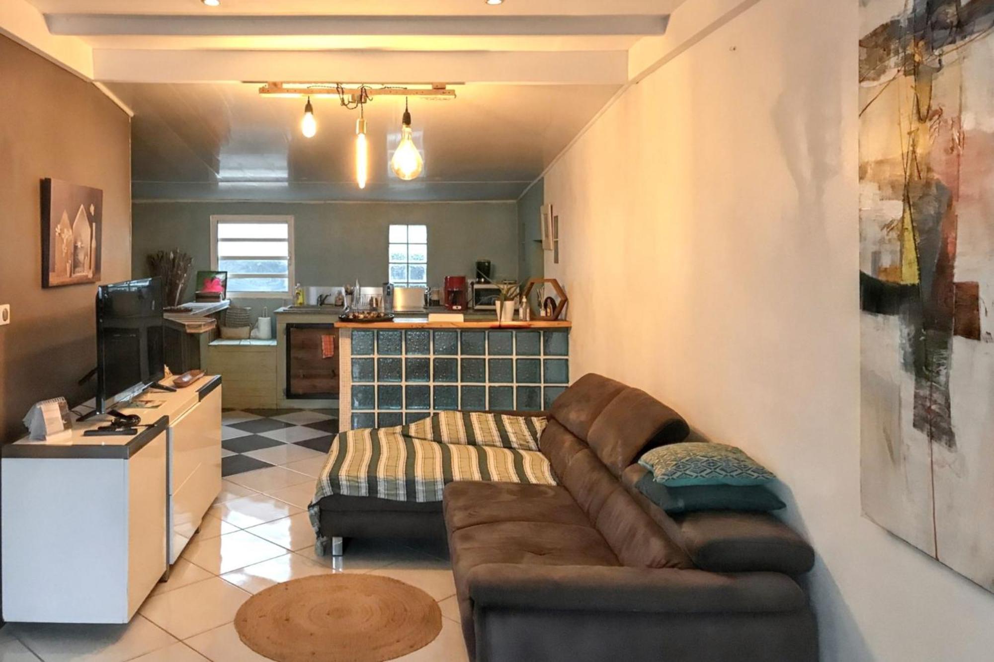 Maison Charmante A Bras-Panon Avec Piscine Et Jardin エクステリア 写真